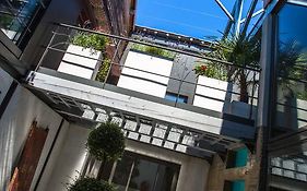 Be Loft B&B Pool & Spa